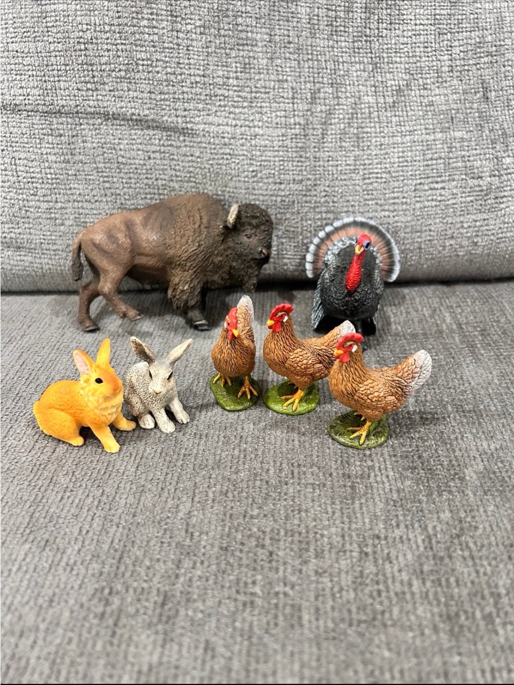 Schleich Animal lot of 7 Animals buffalo chicken turkey rabbit